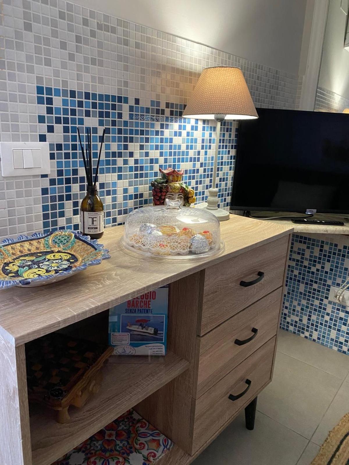 La Dimora Del Viaggiatore Luxury Apartments Mazara del Vallo Ngoại thất bức ảnh